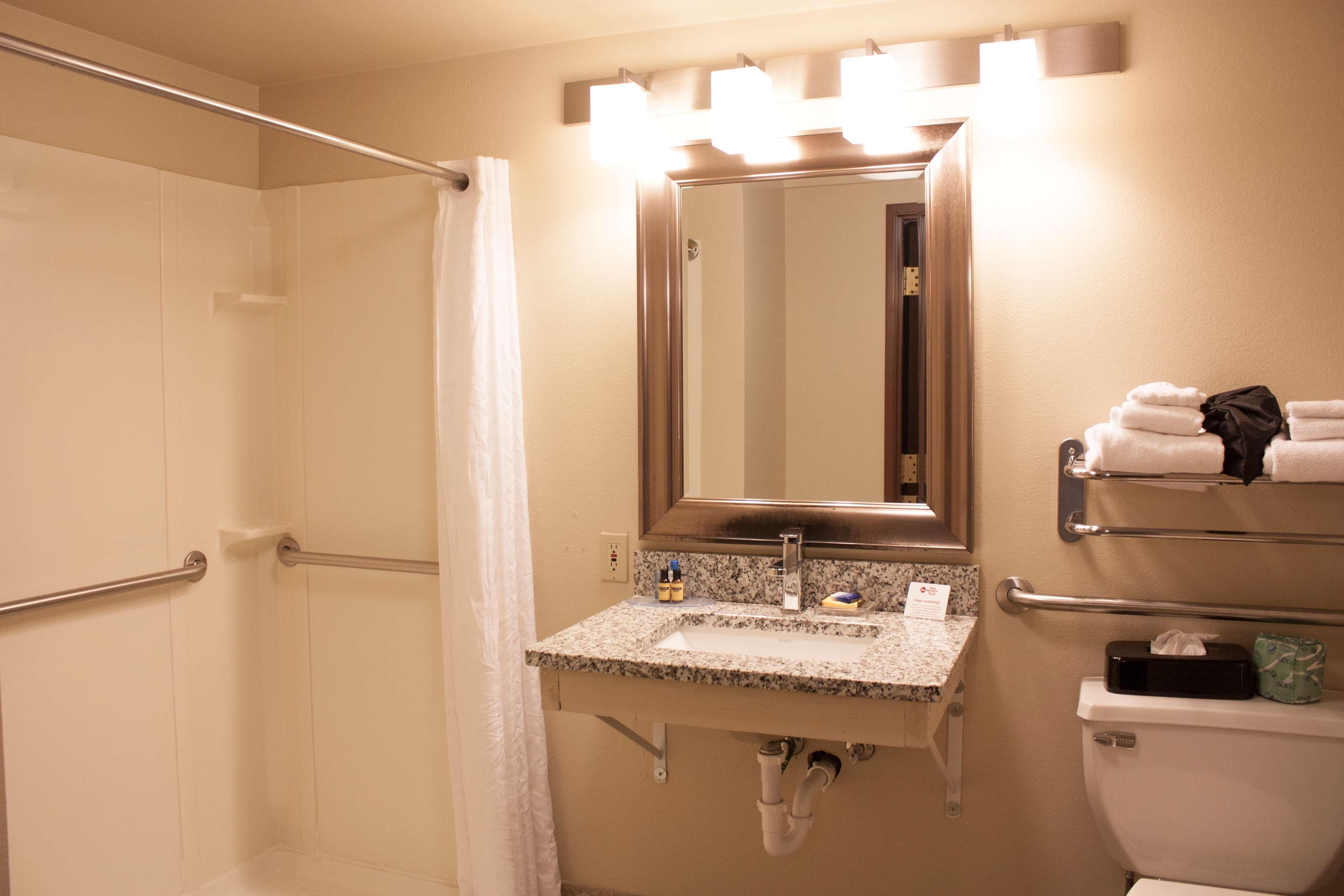 Comfort Inn & Suites Copley Akron Eksteriør billede