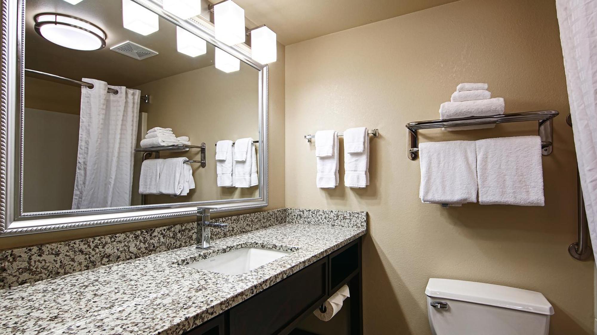 Comfort Inn & Suites Copley Akron Eksteriør billede