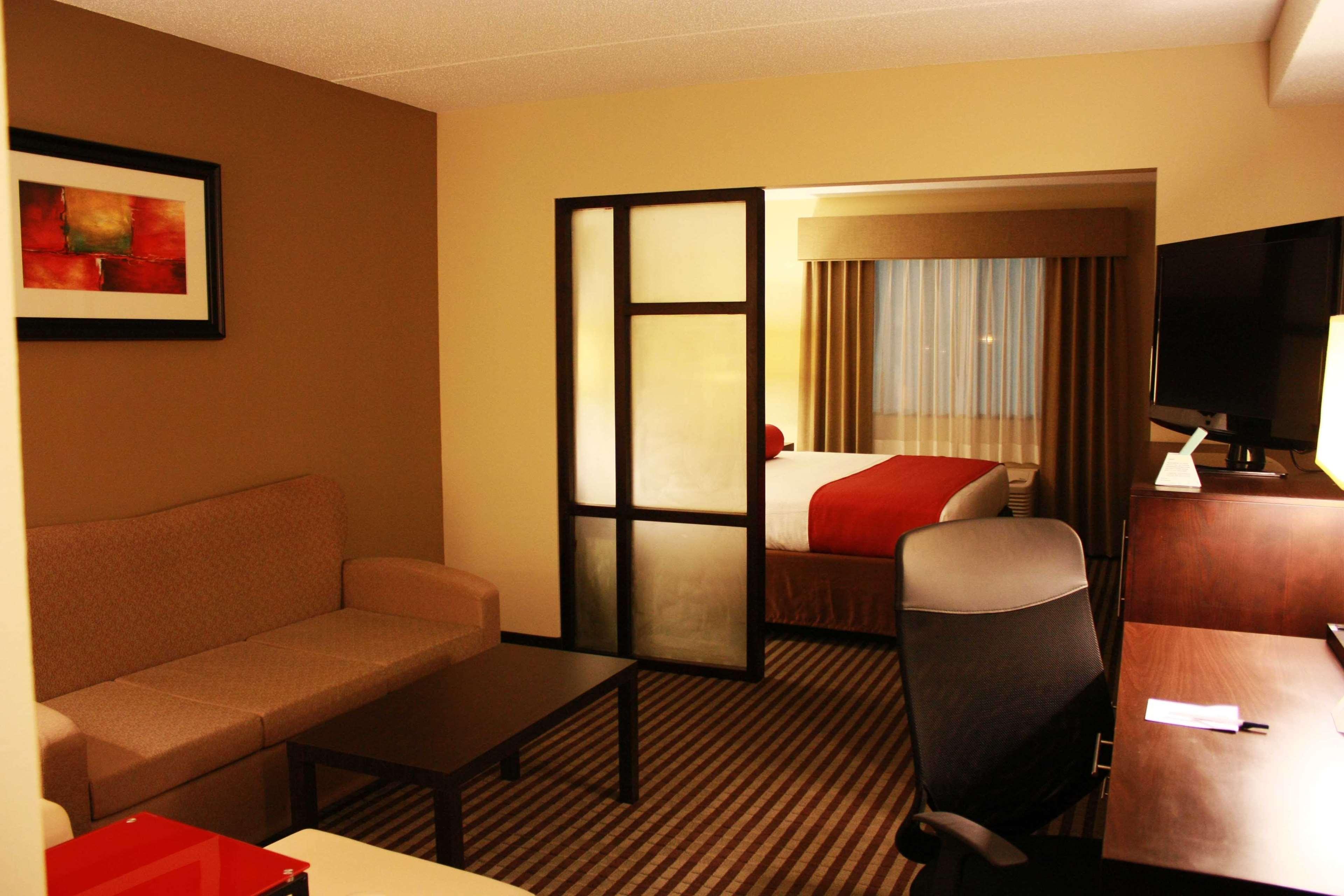 Comfort Inn & Suites Copley Akron Eksteriør billede