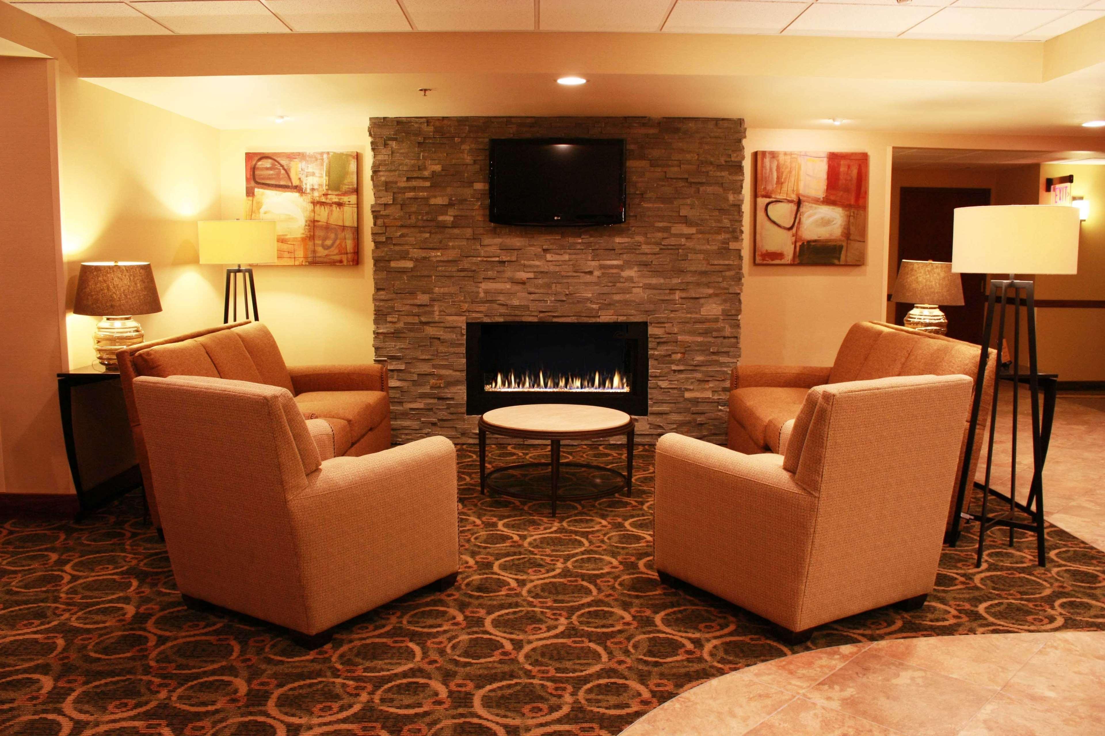 Comfort Inn & Suites Copley Akron Eksteriør billede