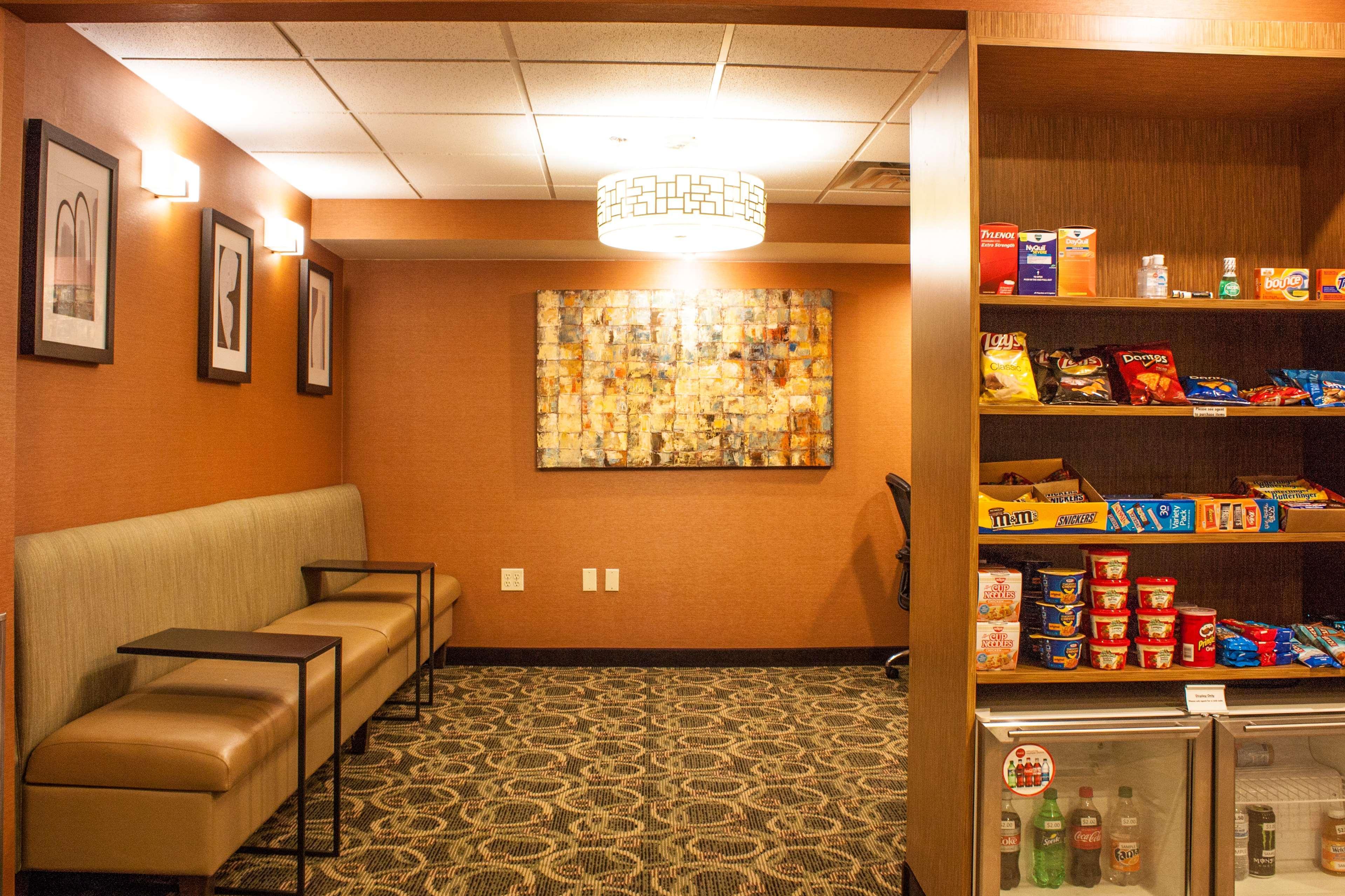 Comfort Inn & Suites Copley Akron Eksteriør billede