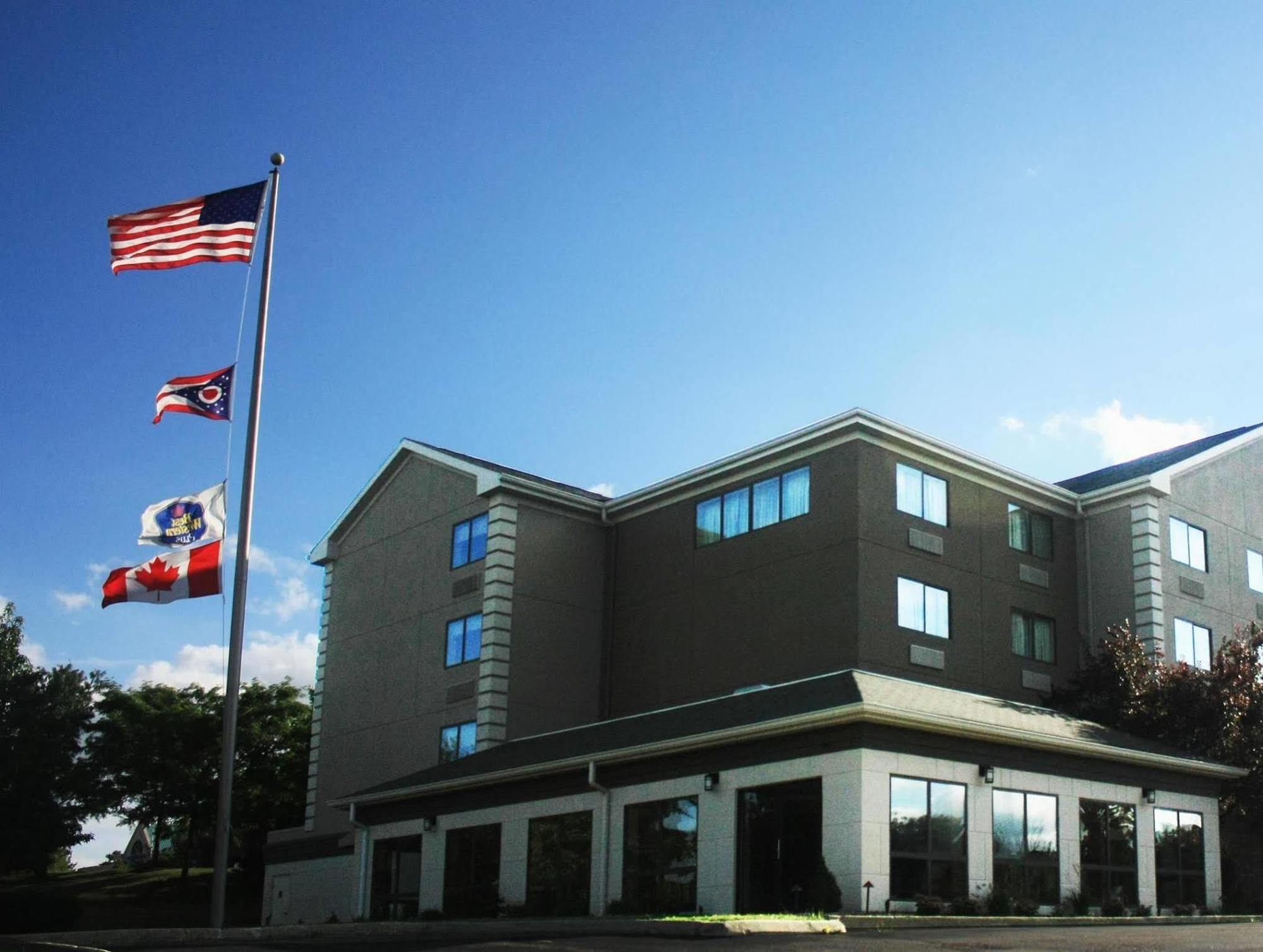 Comfort Inn & Suites Copley Akron Eksteriør billede