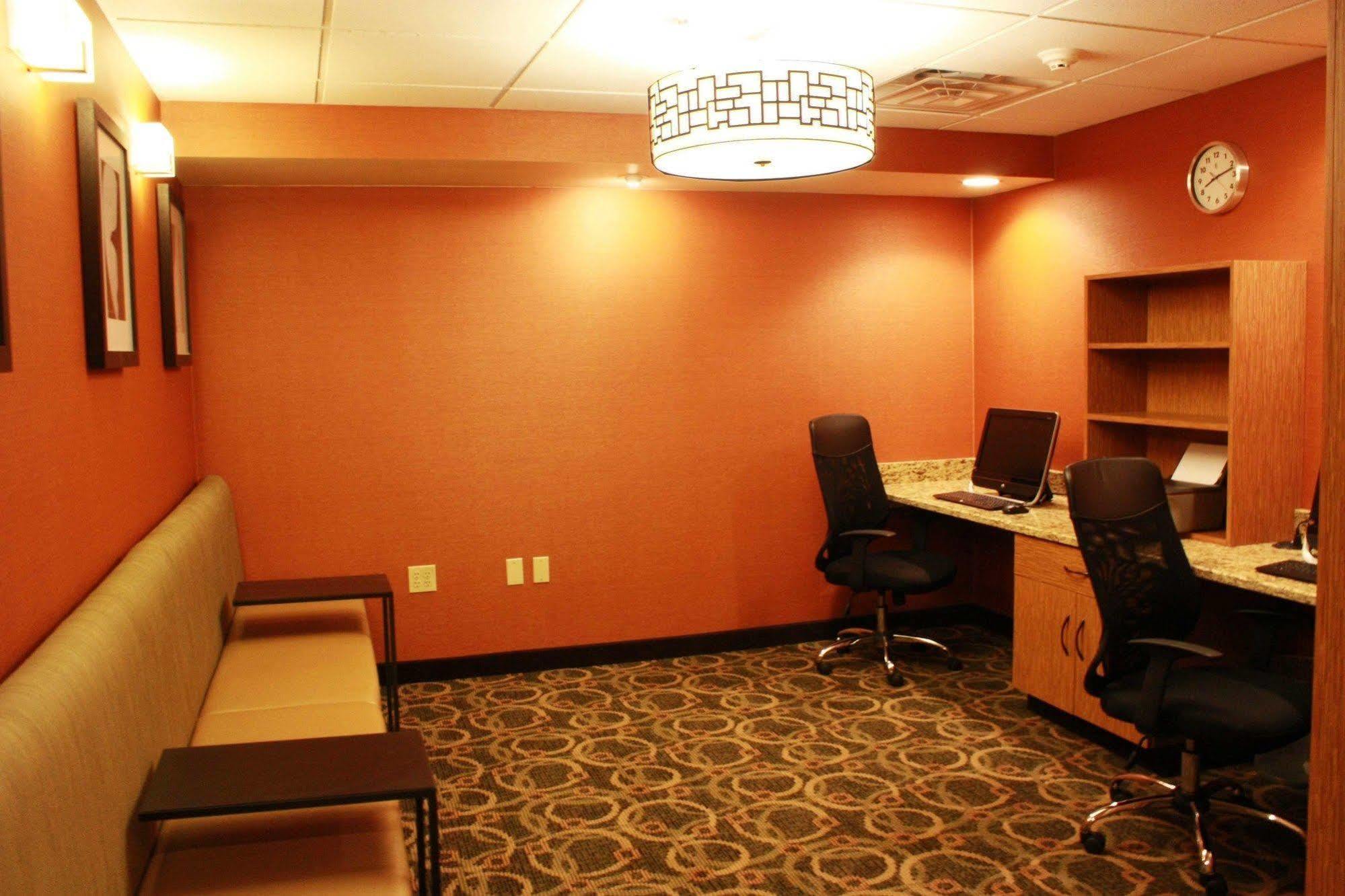 Comfort Inn & Suites Copley Akron Eksteriør billede